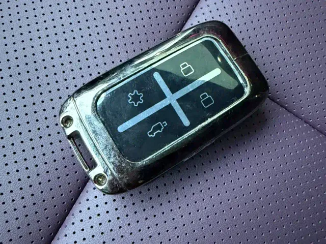 iCAR iCAR V27 2026 200KM AWD Falcon 500 — Фото автомобиля 16