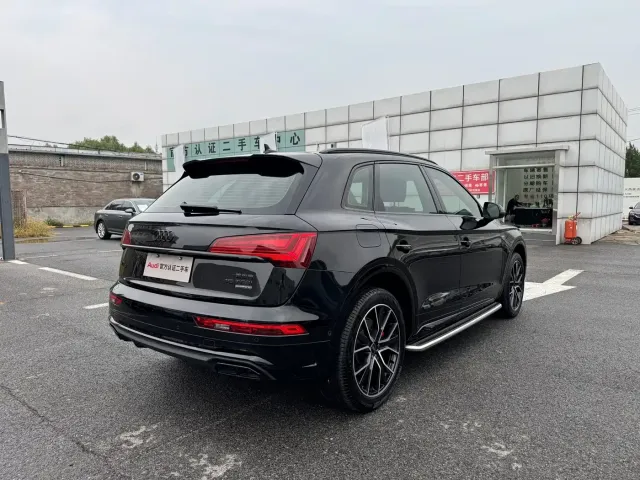 Audi Q5L — Фото автомобиля 5