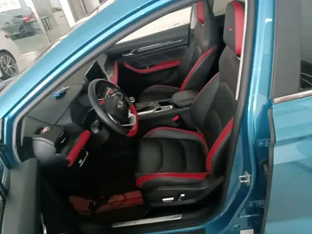 Geely Emgrand S — Фото автомобиля 14