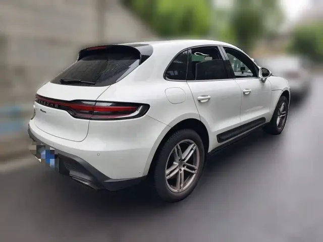 Porsche Macan — Фото автомобиля 4