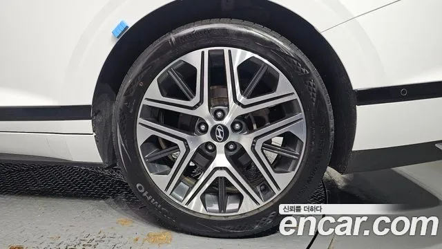 Hyundai Grandeur GN7 — Фото автомобиля 6