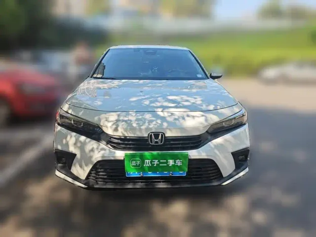Honda Civic — Фото автомобиля 2