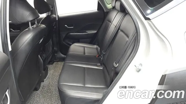 Hyundai Kona SX2 — Фото автомобиля 11