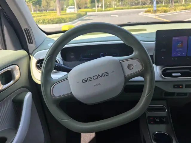 Geely Panda — Фото автомобиля 13