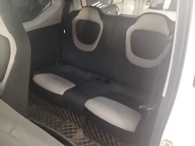 Wuling Hongguang Mini EV — Фото автомобиля 12