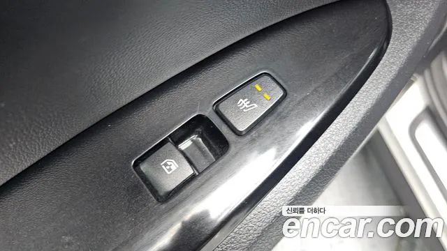 Kia Sportage Sportage 5-е поколение Бензин 1.6 турбо 2WD — Фото автомобиля 25