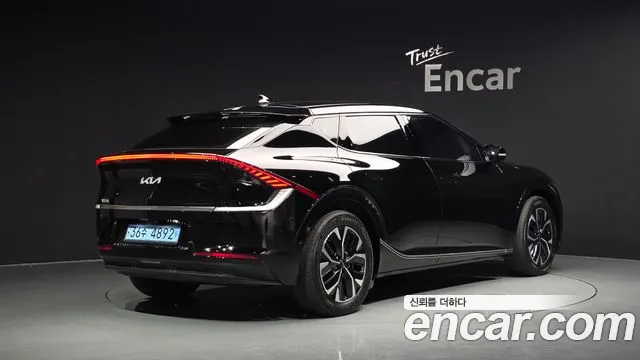 Фотография автомобиля — Kia EV6