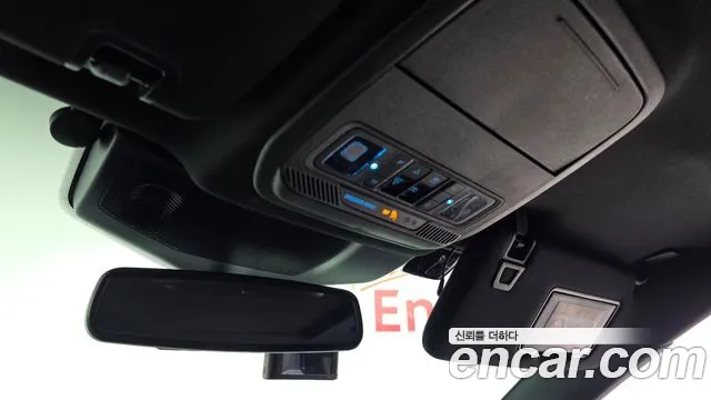 Ford Explorer — Фото автомобиля 24