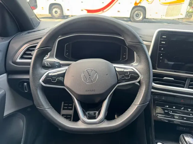 Volkswagen T-Roc — Фото автомобиля 7