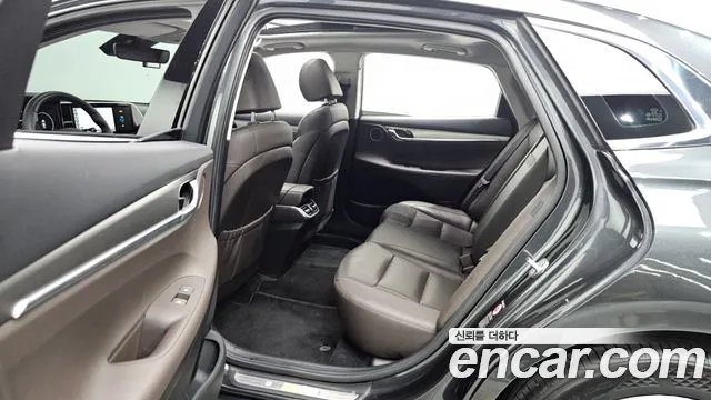 Hyundai Grandeur Grandeur (New) — Фото автомобиля 12