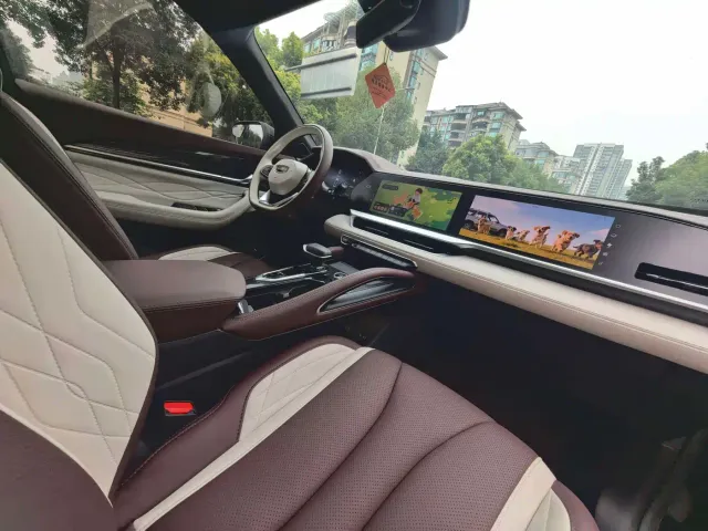 Geely Xingyue L — Фото автомобиля 11