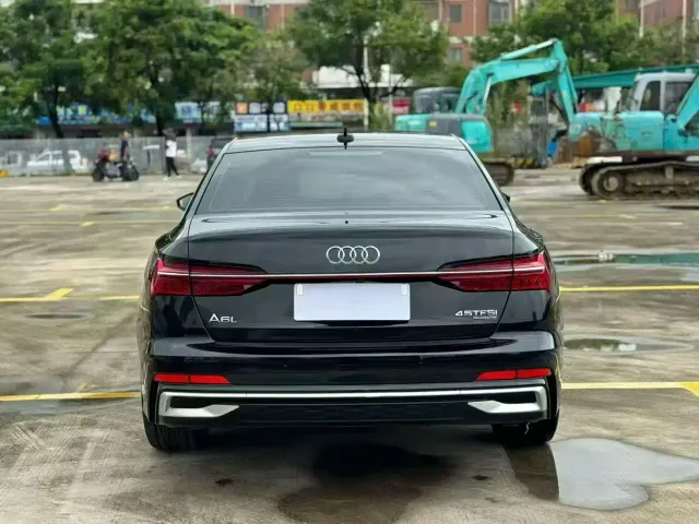 Audi A6L — Фото автомобиля 8