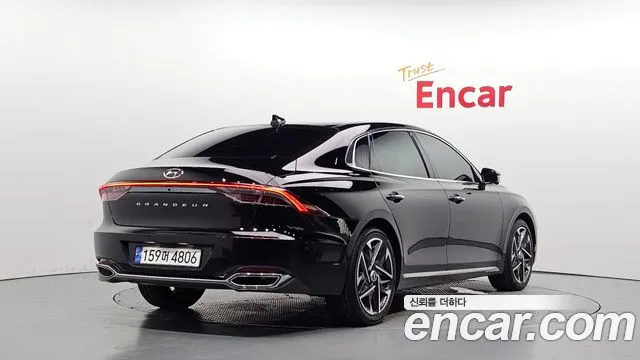 Hyundai Grandeur Новый Grandeur IG — Фото автомобиля 2