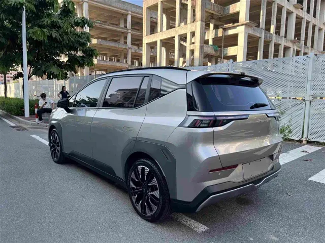 GAC Aion Y — Фото автомобиля 3