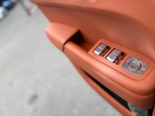 Li Auto L7 — Фото автомобиля 9