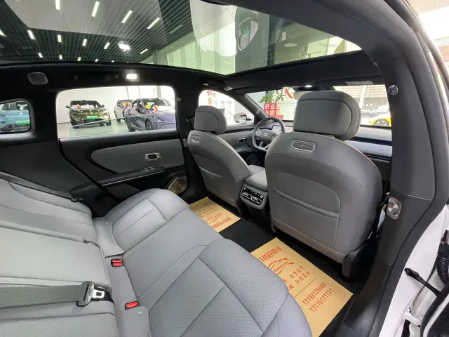 Changan Qiyuan A06 — Фото автомобиля 8