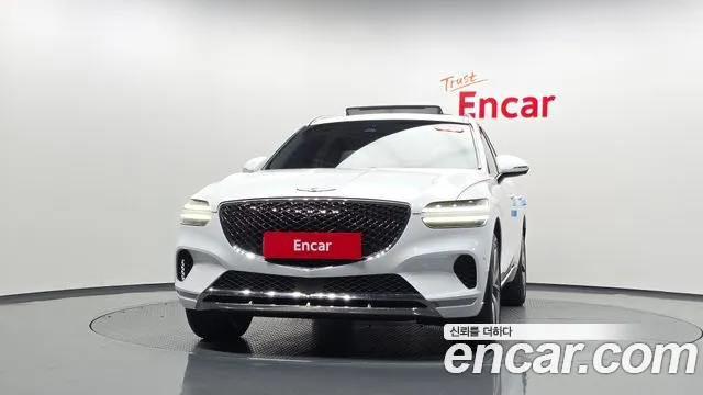 Genesis GV70 — Фото автомобиля 3