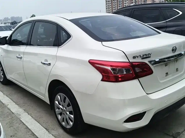 Nissan Sylphy — Фото автомобиля 4