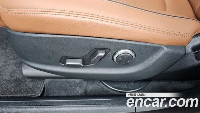 Genesis GV70 2.5T Бензин 2WD — Фото автомобиля 28