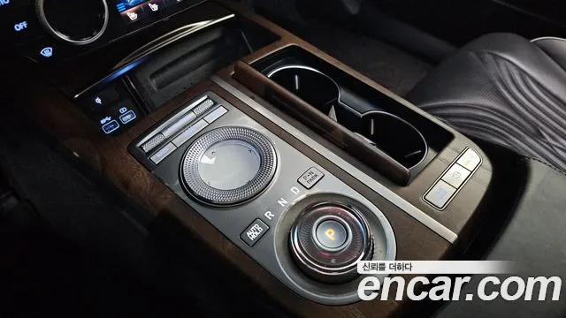 Genesis G80 Бензин 2.5 турбо AWD — Фото автомобиля 6