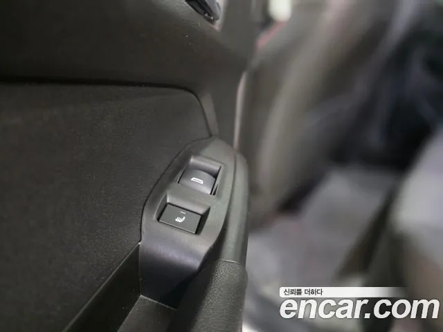 ChevroletGMDaewoo Trailblazer Trailblazer 1.3 турбо 4WD — Фото автомобиля 17