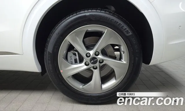 Genesis GV70 — Фото автомобиля 6