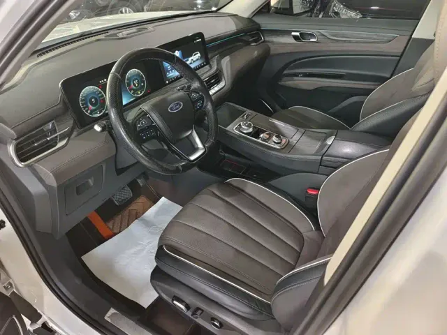Ford Territory — Фото автомобиля 3