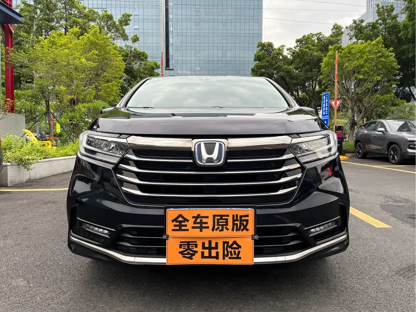 Фотография автомобиля — Honda Odyssey