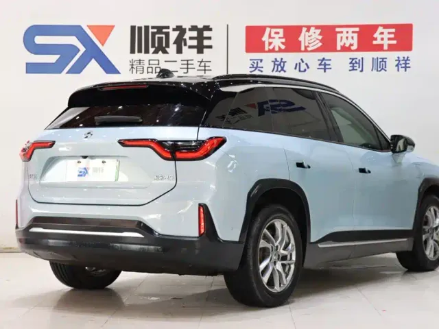 Nio ES6 — Фото автомобиля 4