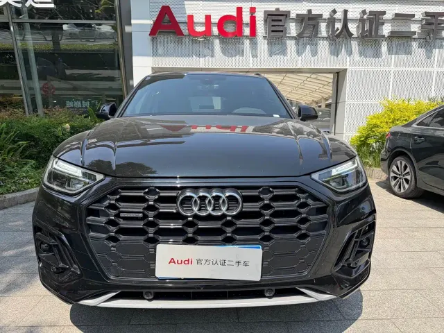 Audi Q5L — Фото автомобиля 2