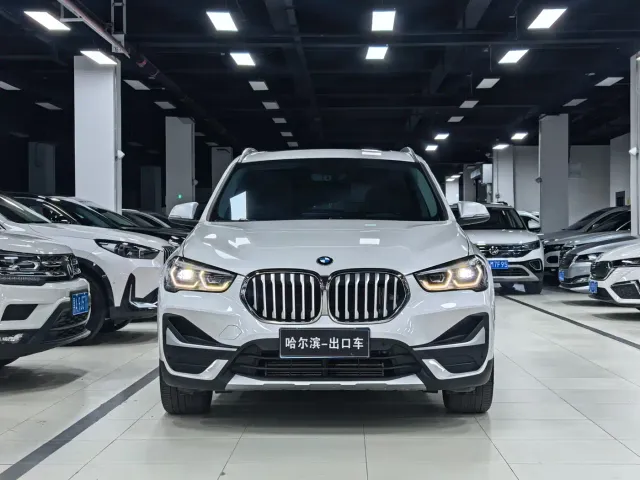 BMW X1 — Фото автомобиля 2