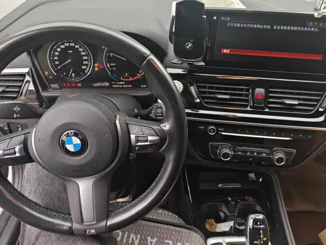 BMW 1 Series — Фото автомобиля 12