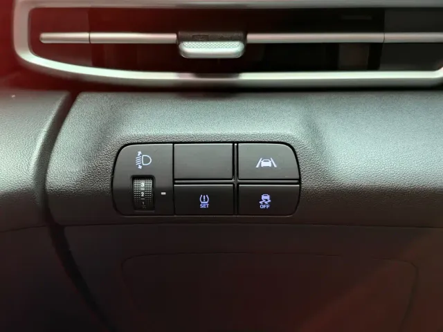 Hyundai Elantra — Фото автомобиля 14