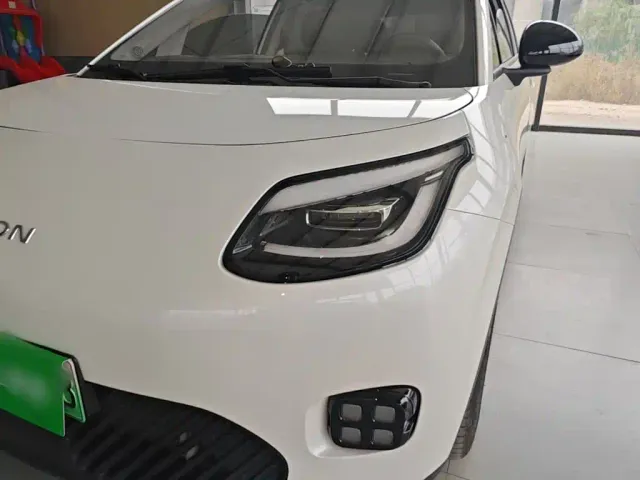 GAC Aion UT — Фото автомобиля 23