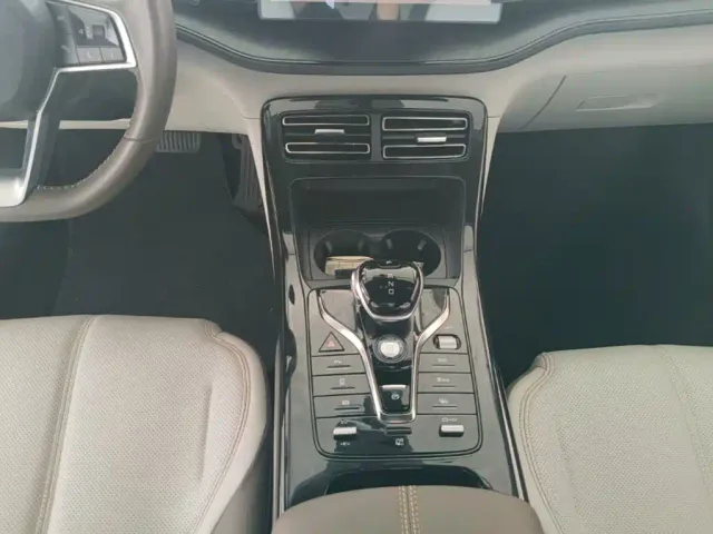 BYD Qin PLUS — Фото автомобиля 13