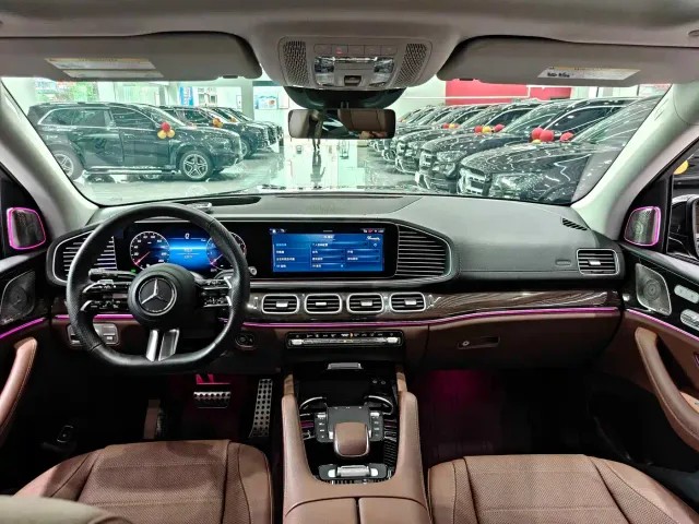 Mercedes-Benz GLS-Class — Фото автомобиля 14