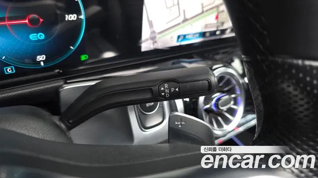 Mercedes-Benz EQB X243 — Фото автомобиля 12