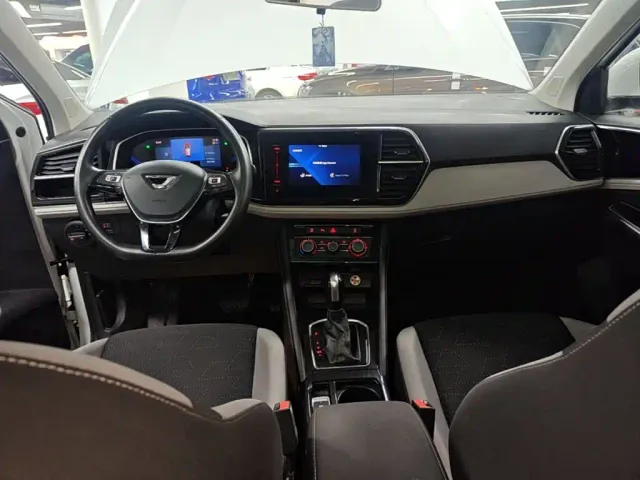 Jetta VS7 — Фото автомобиля 9