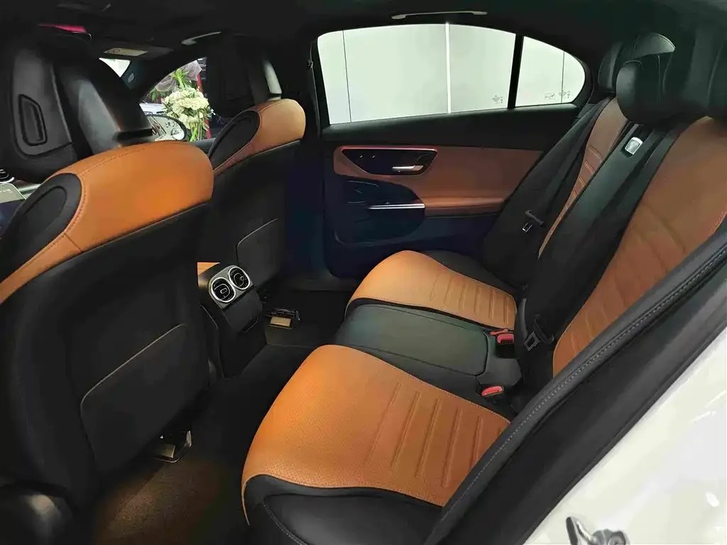 Mercedes-Benz Mercedes-Benz C-Class 2023 C 200 L Sport — Фото автомобиля 10