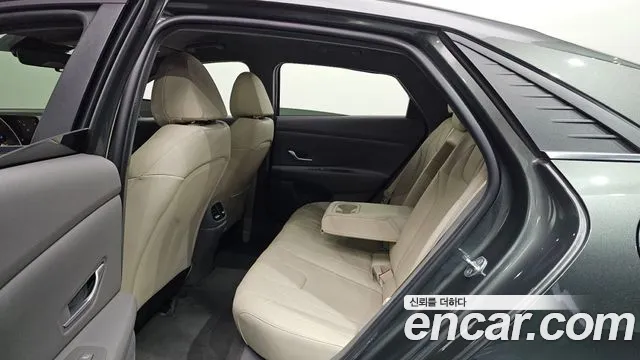 Hyundai Avante CN7 — Фото автомобиля 18