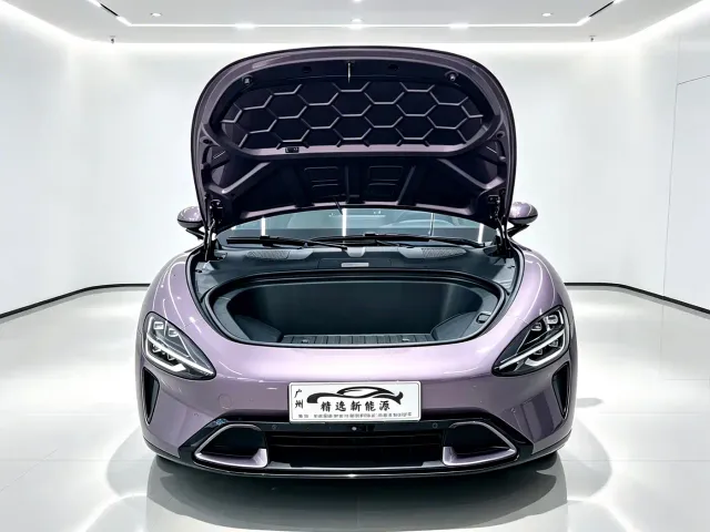Xiaomi SU7 — Фото автомобиля 25