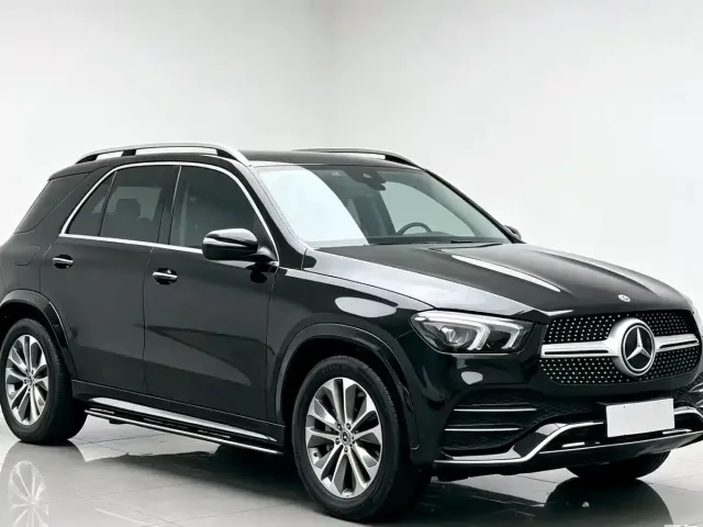 Фотография автомобиля — Mercedes-Benz GLE-Class