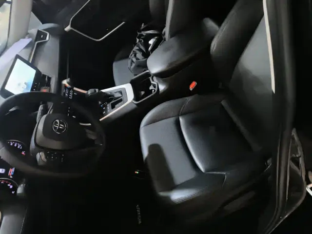 Toyota Wildlander — Фото автомобиля 10