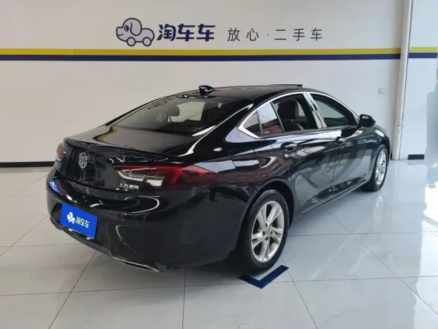 Buick Regal — Фото автомобиля 3