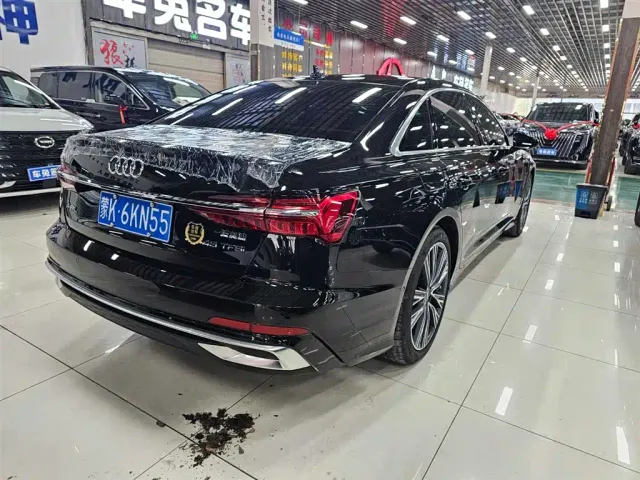 Audi A6L — Фото автомобиля 5