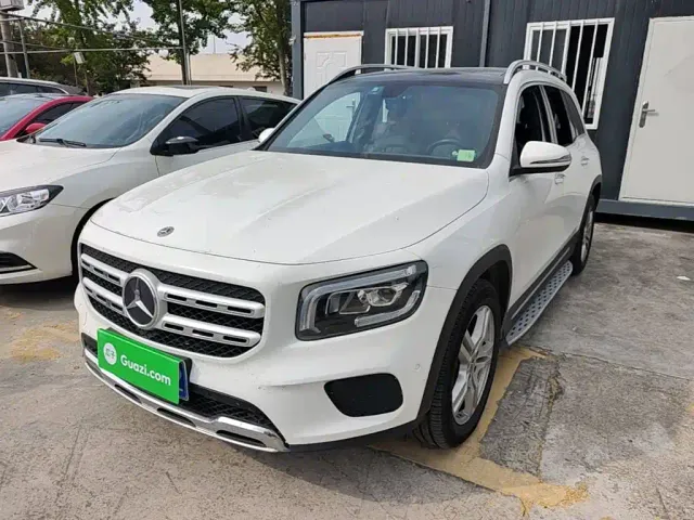 Фотография автомобиля — Mercedes-Benz GLB-Class