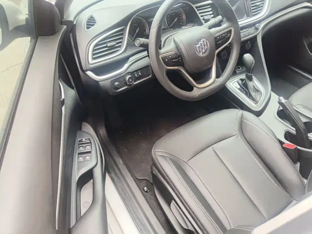 Buick Excelle — Фото автомобиля 15