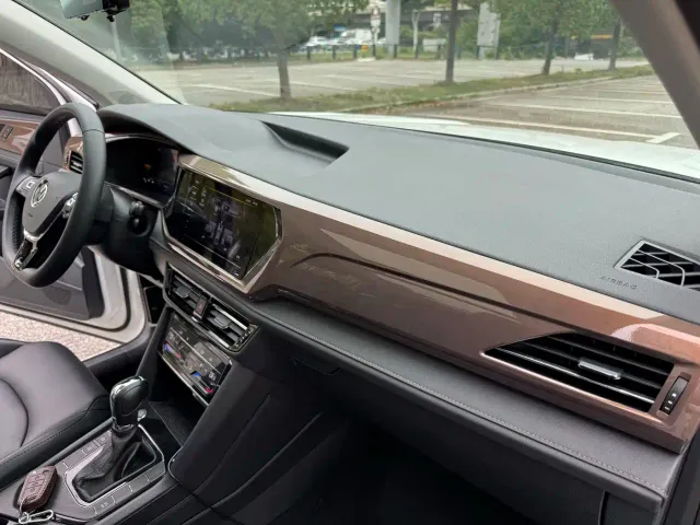 Volkswagen Tharu — Фото автомобиля 20