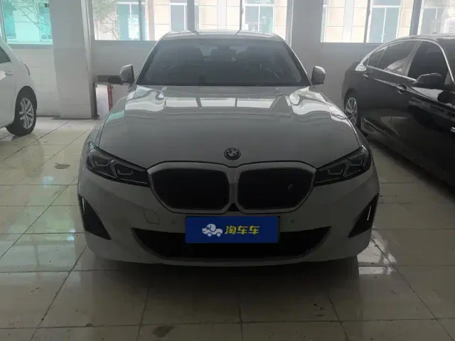 BMW i3 — Фото автомобиля 2