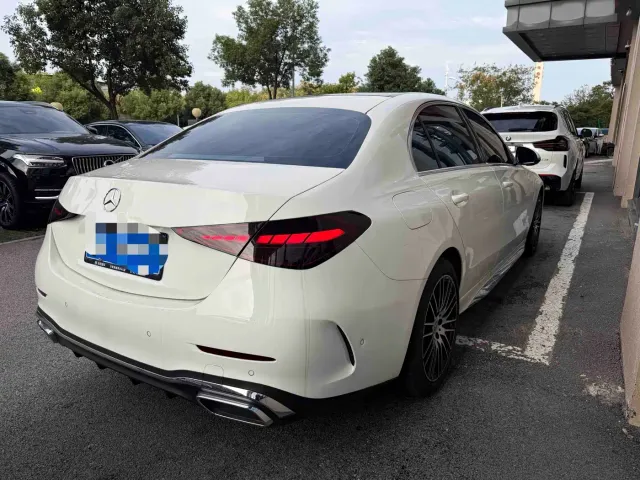 Mercedes-Benz C-Class — Фото автомобиля 2